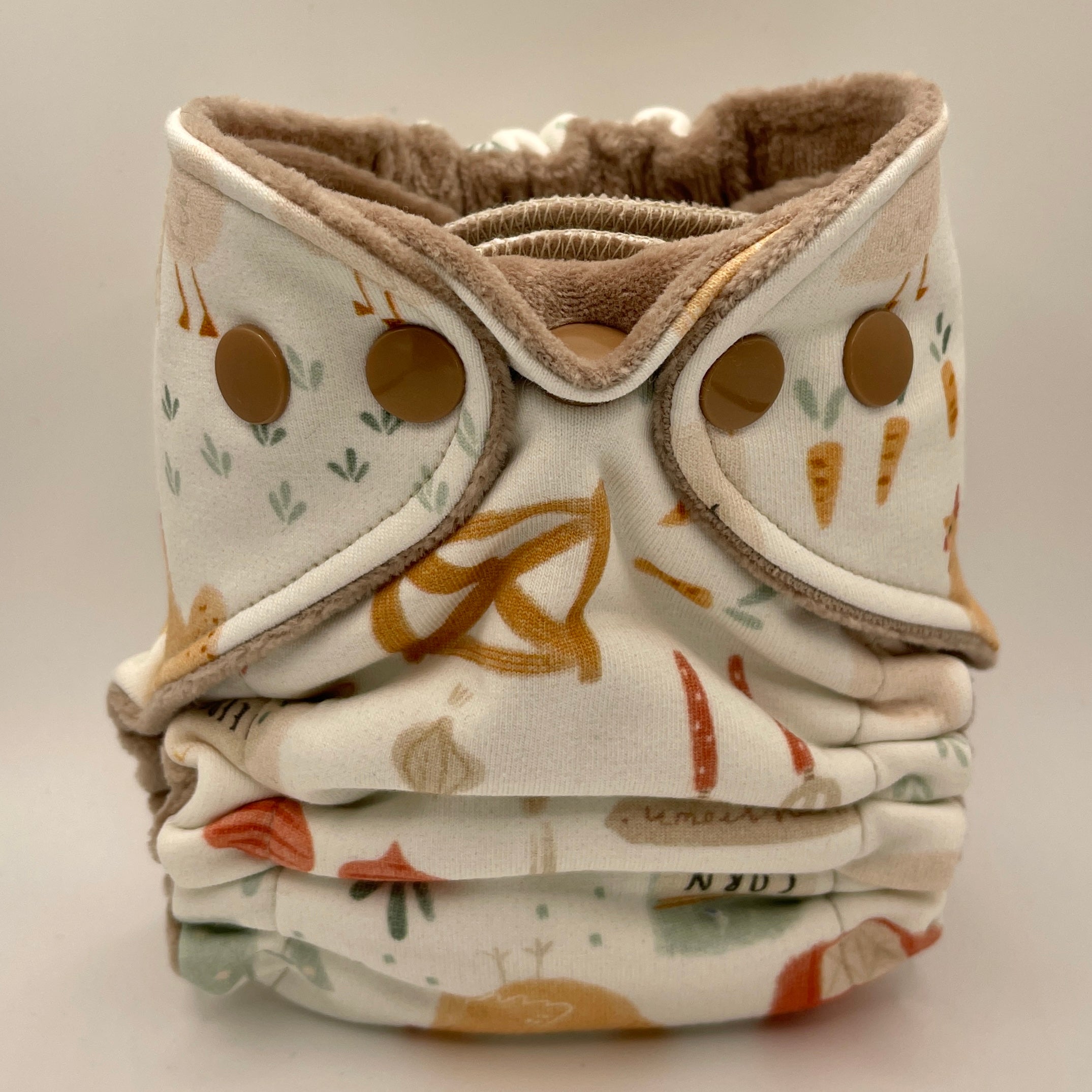 Newborn Fitted Cloth Diaper (6-14lbs) - Country Life by Lilly & Frank