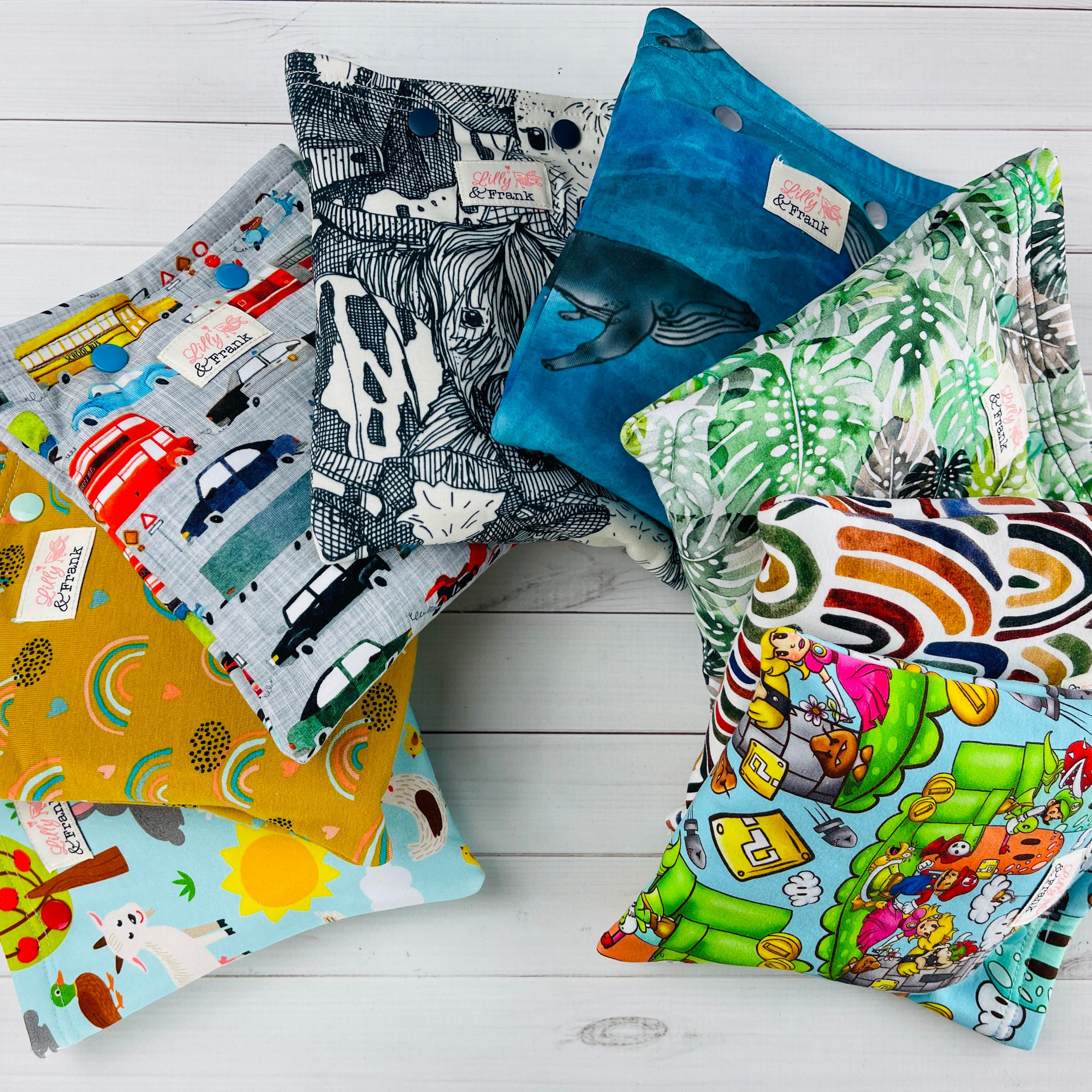 Mini Cloth Wipes & Pouch - 12 Pack - Lilly & Frank