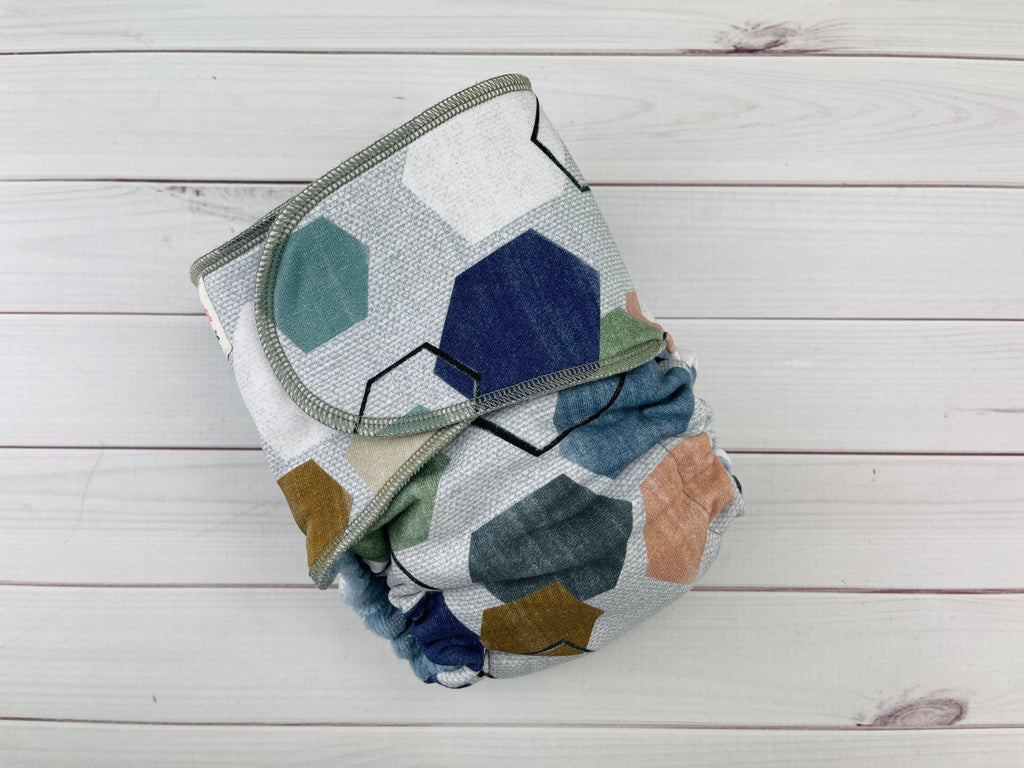 Lilly & Frank cloth diaper Hexagon Toddler Cloth Diaper - Snapless - Comfort Serged