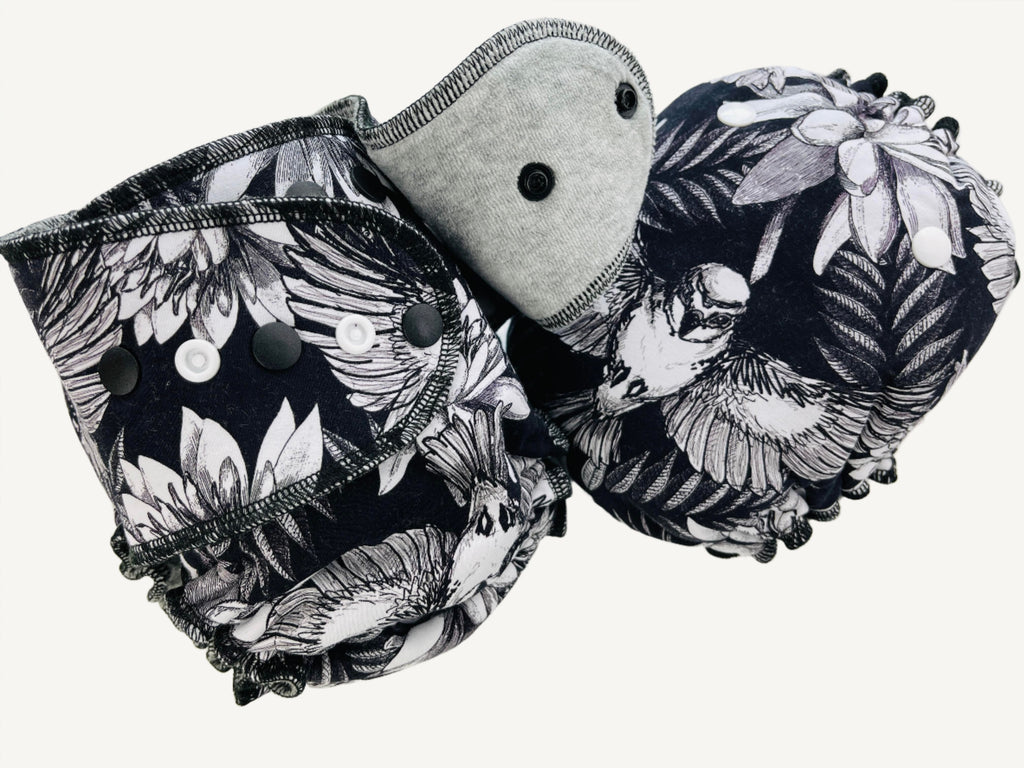Lilly & Frank One Size Cloth Diaper B + W Flight One Size Cloth Diaper - Fitted - Serged