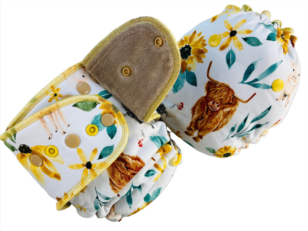 Lilly & Frank One Size Cloth Diaper Farm Friends One Size Hybrid ~ Comfort Serged
