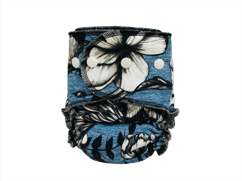 Lilly & Frank Petite Cloth Diaper Serenity Flight Petite Cloth Diaper - Fitted - Classic Serged