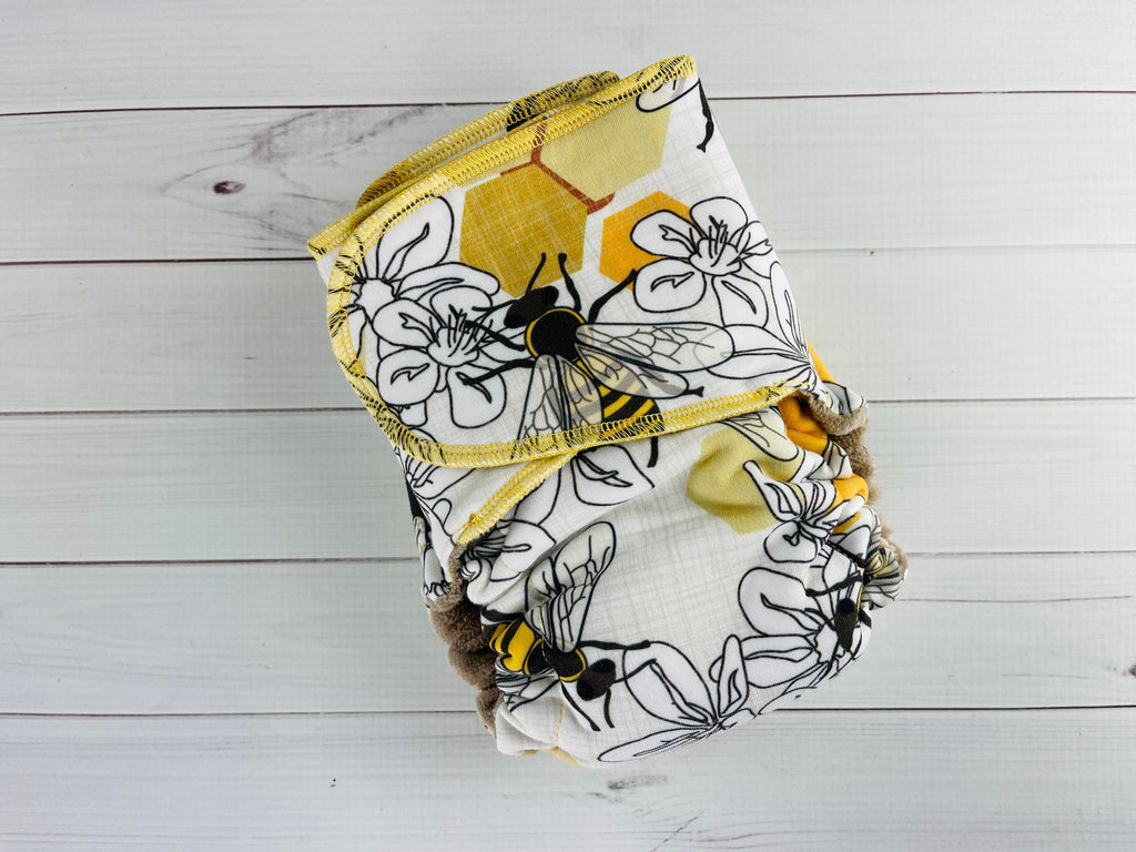 Lilly & Frank Snapless Cloth Diaper Honey Bee One Size Cloth Diaper - Snapless - Comfort Serged