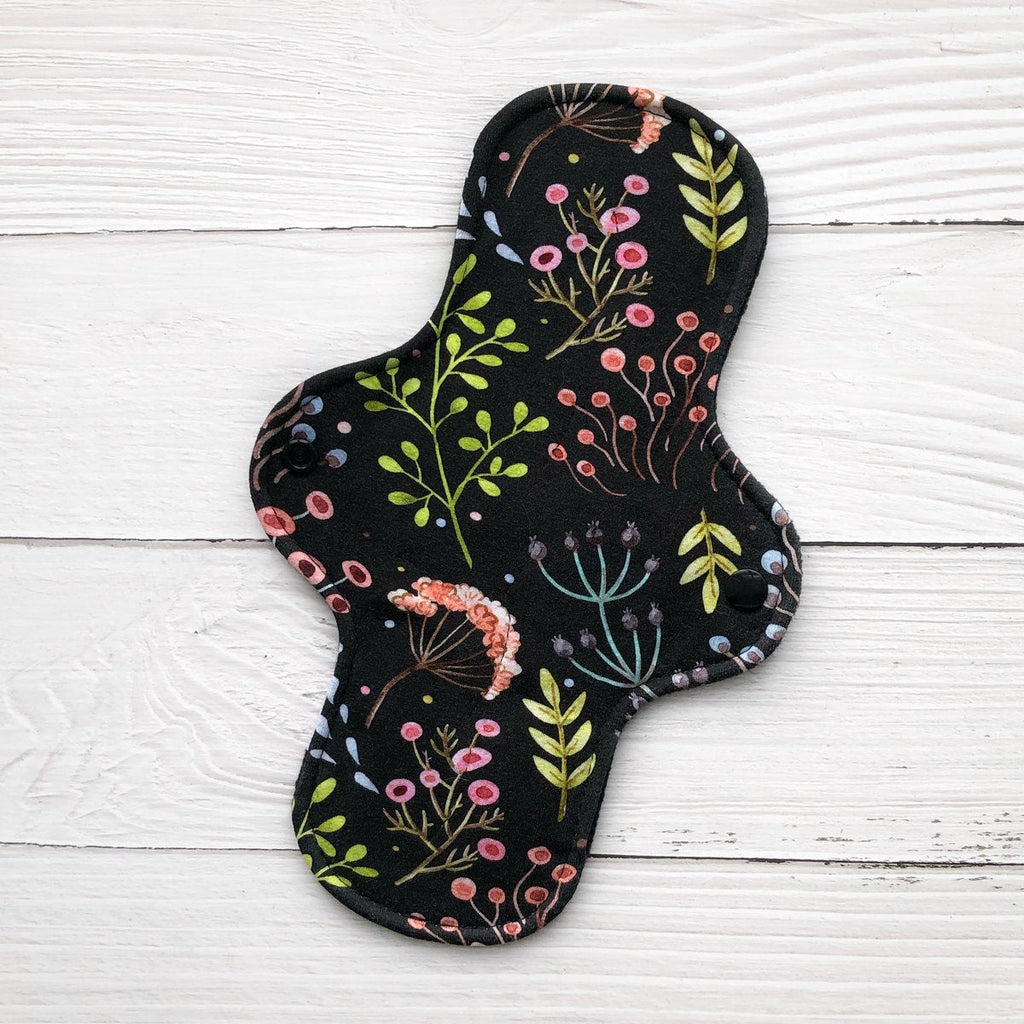 Amie Reusable Pads Mama Cloth Amie Reusable Pads - 10" Moderate